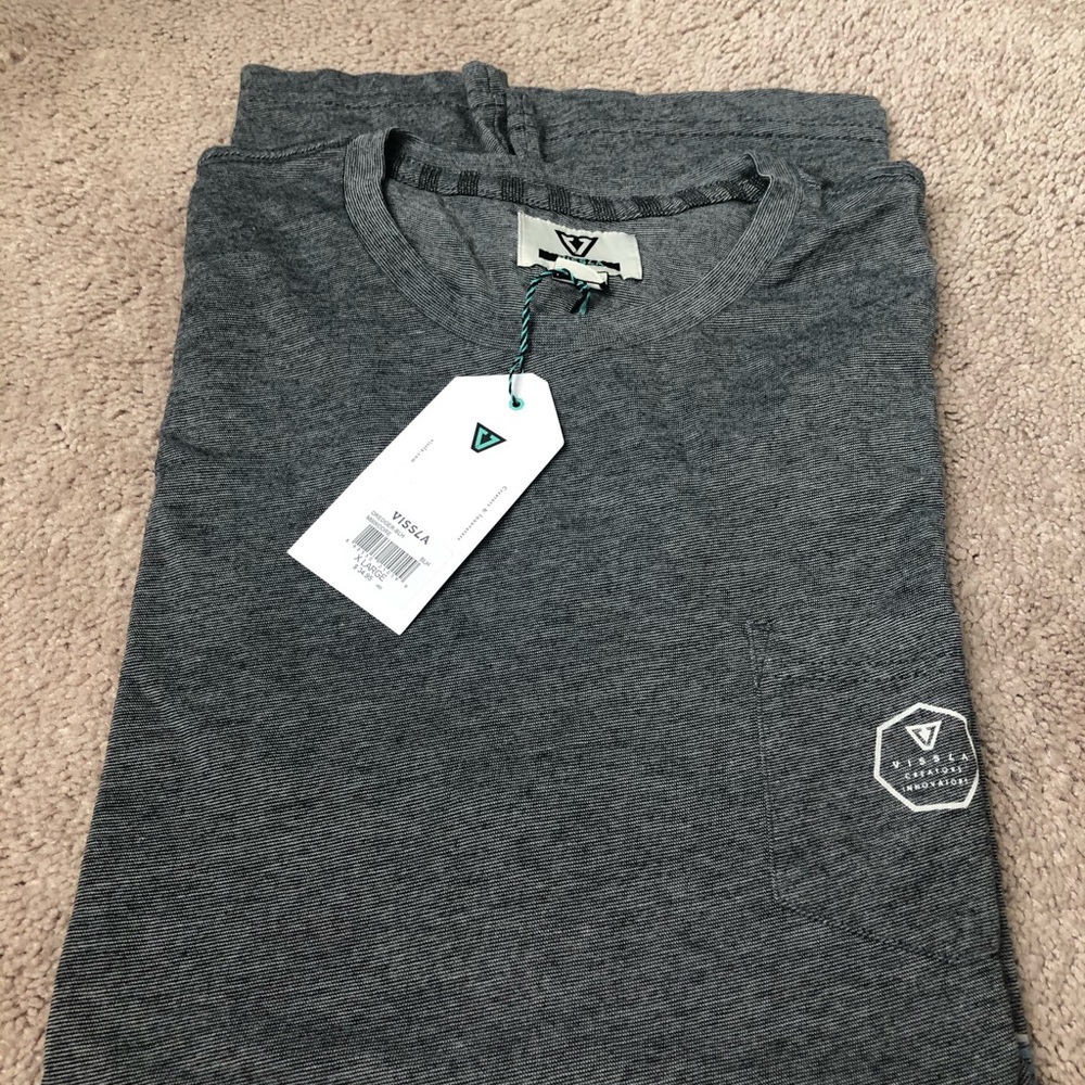 Men’s Vissla pocket tee shirt